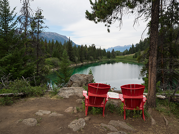 Red Chairs, Valley of the Five Lakes