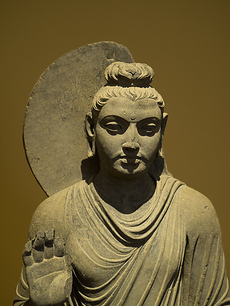 Standing Shakyamuni, 150-200