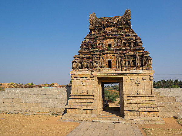 Stone Gate, Chandrashekara Temple