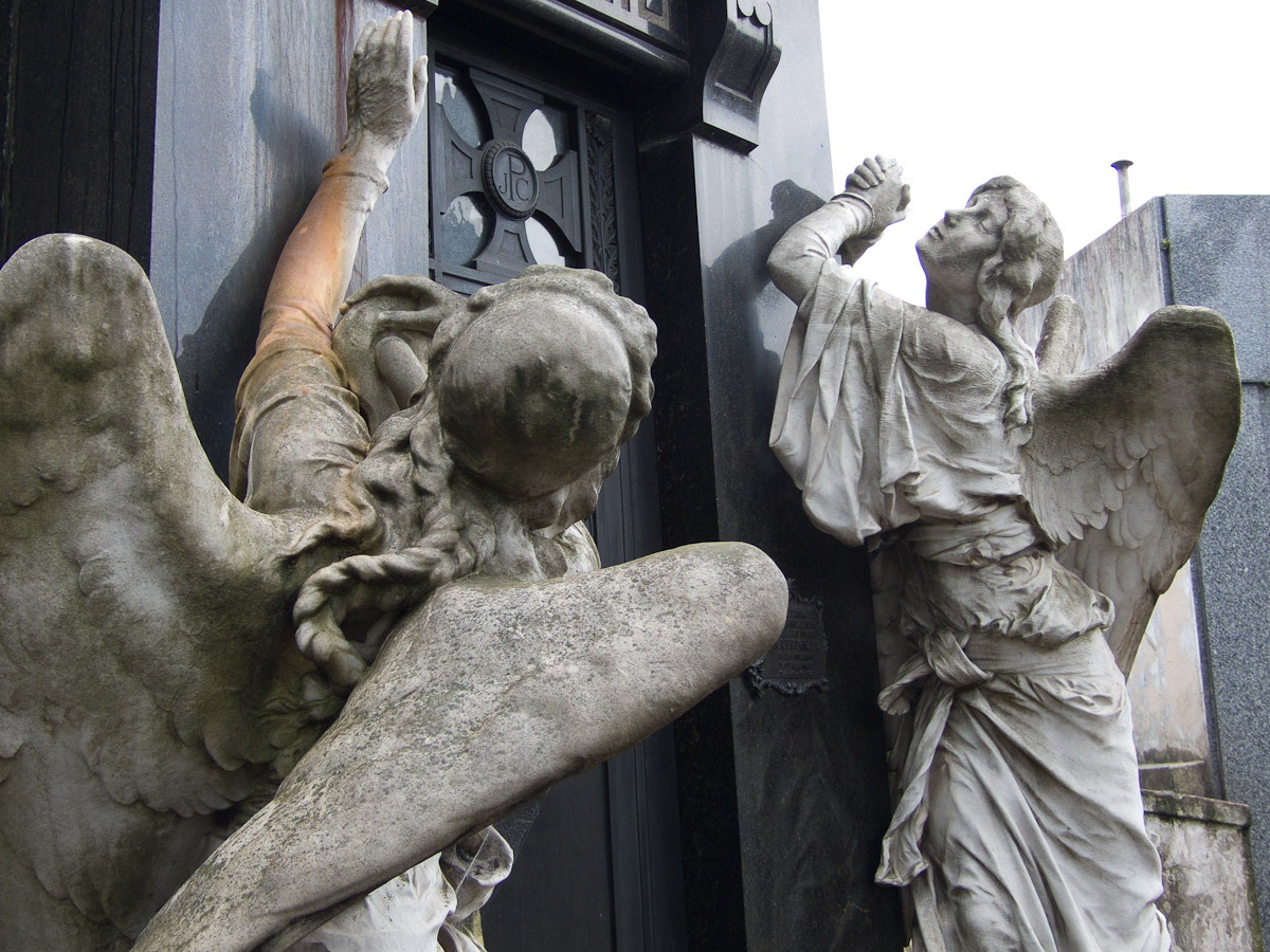 Angels, Recoleta Cemetery