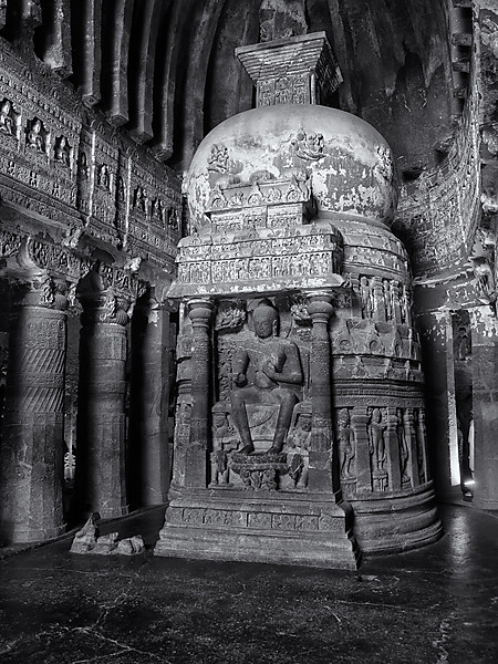 Center Stupa