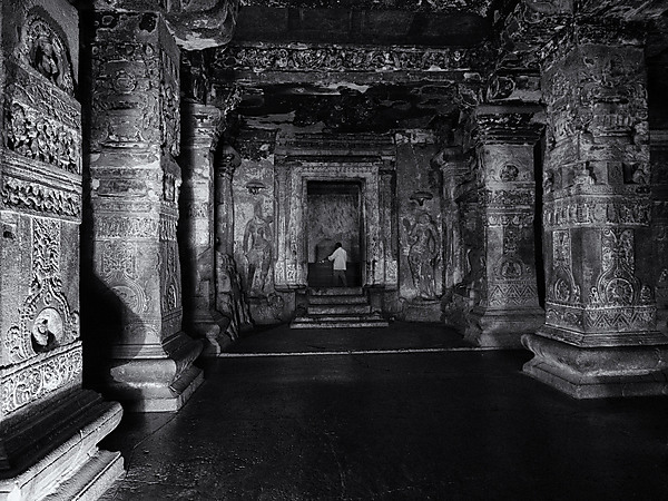 Interior, Kailasanatha Temple