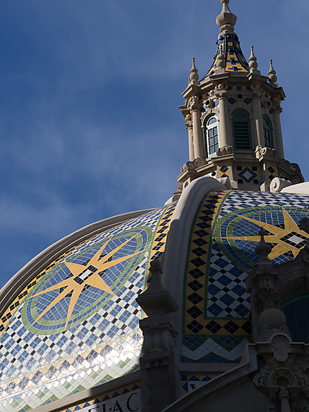 Center Dome,   California Building