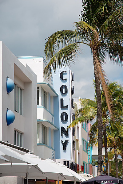 Colony Hotel