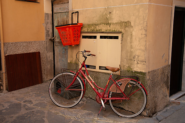 Obligatory Italy Bicycle Photo