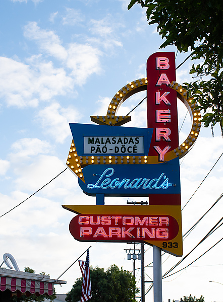 Leonard's Bakery Neon Sign
