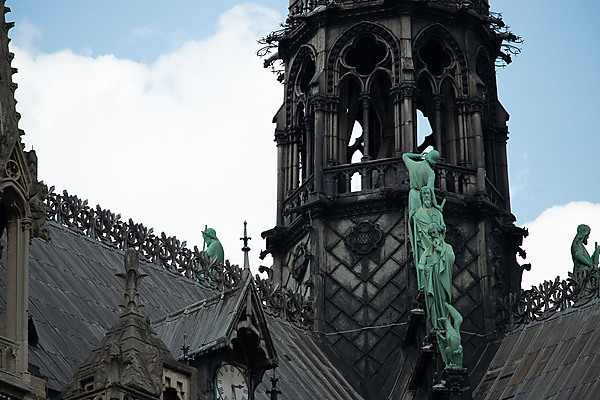 Notre-Dame de Paris Bronzes
