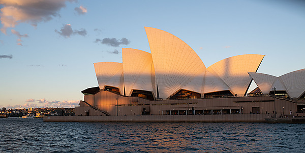 Sydney Opera House, Morning