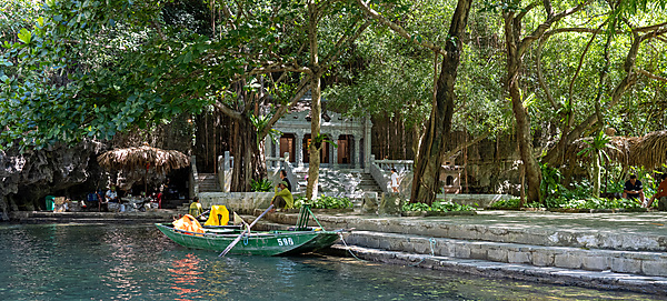 Tam Coc River