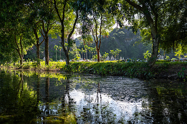 Tam Coc River