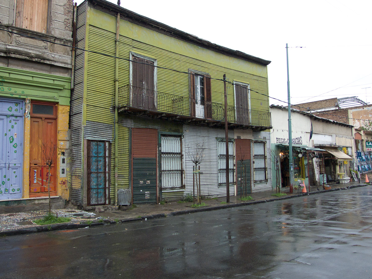 La Boca Side Street