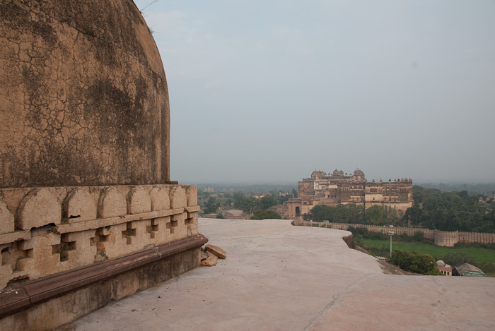 view of Raj Mahal from Ram Raja Mandir