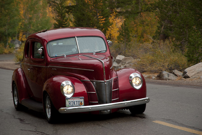 Classic Cars and Fall Colors in the Eastern Sierra