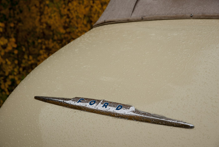 Classic Cars and Fall Colors in the Eastern Sierra