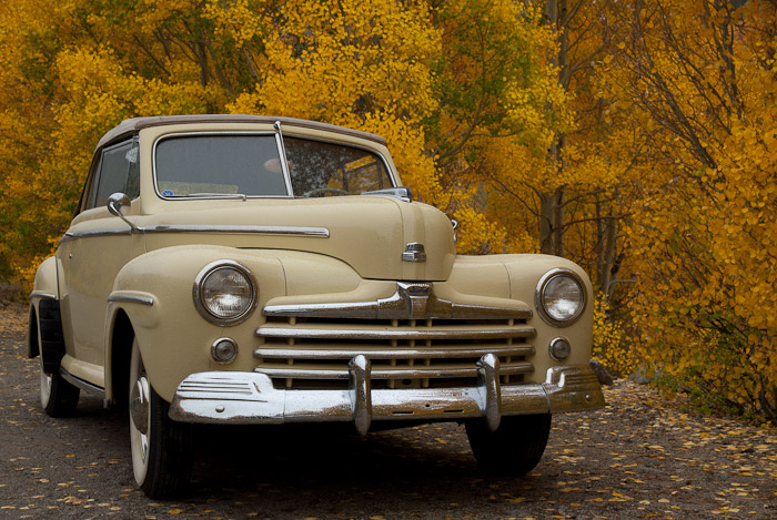 Classic Cars and Fall Colors in the Eastern Sierra