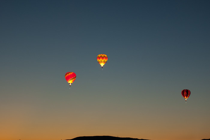 In Flight Simultaneous Glow